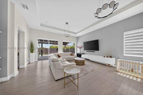 15226 SW 176th Ln, Miami FL - photo 6 of 17