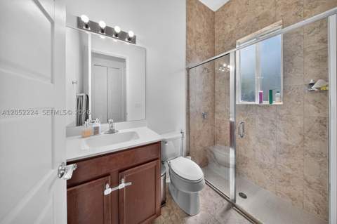 15226 SW 176th Ln, Miami FL - photo 8 of 17