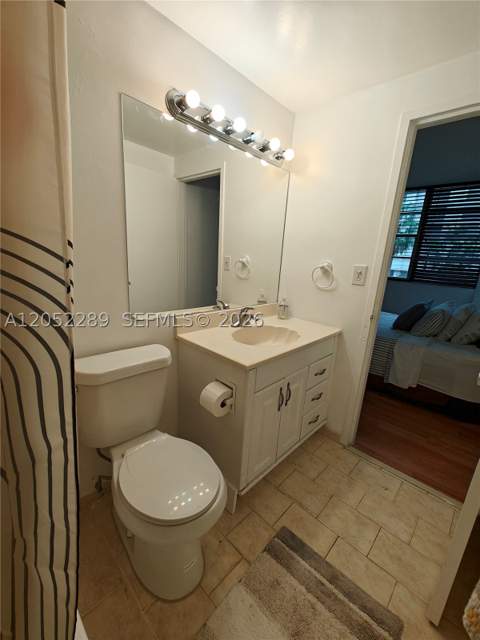825 Brickell Bay Dr 350, Miami FL - photo 24 of 59