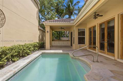 3722 NE 208th Ter, Aventura FL - photo 13 of 40