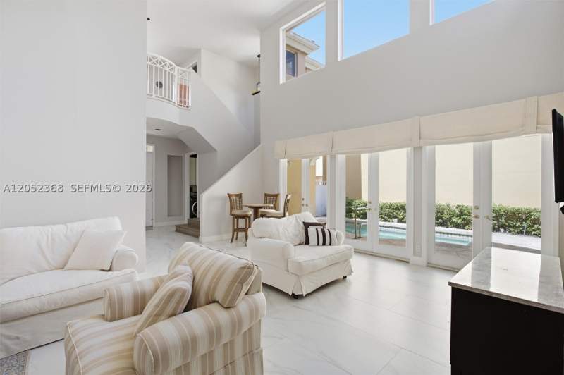 3 bedroom SingleFamilyResidence at 3722 NE 208th Ter, Island Way, Aventura — photo 3