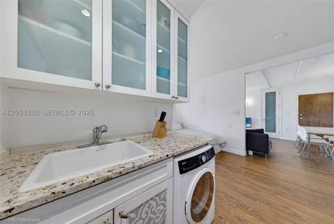 439 15th St 18, Miami Beach FL - photo 19 of 24