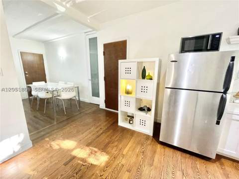 439 15th St 18, Miami Beach FL - photo 6 of 24