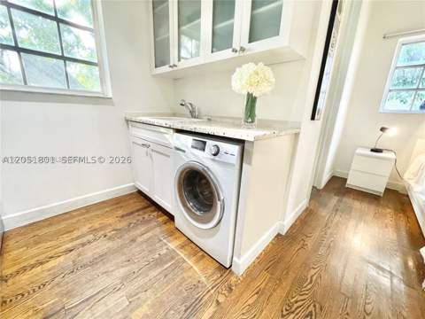 439 15th St 18, Miami Beach FL - photo 8 of 24