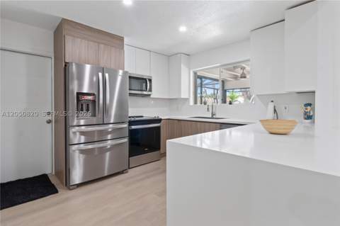 10626 SW 148th Ave Dr, Miami FL - photo 10 of 50