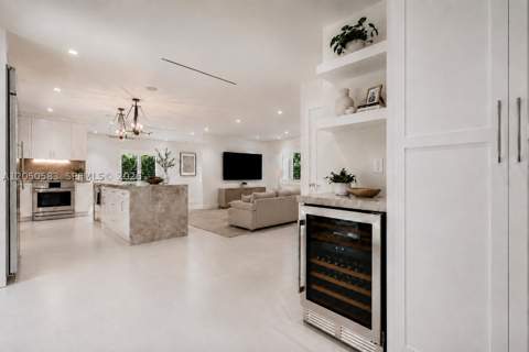 7107 SW 63rd Ave, South Miami FL - photo 16 of 32