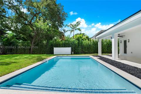 7107 SW 63rd Ave, South Miami FL - photo 8 of 32
