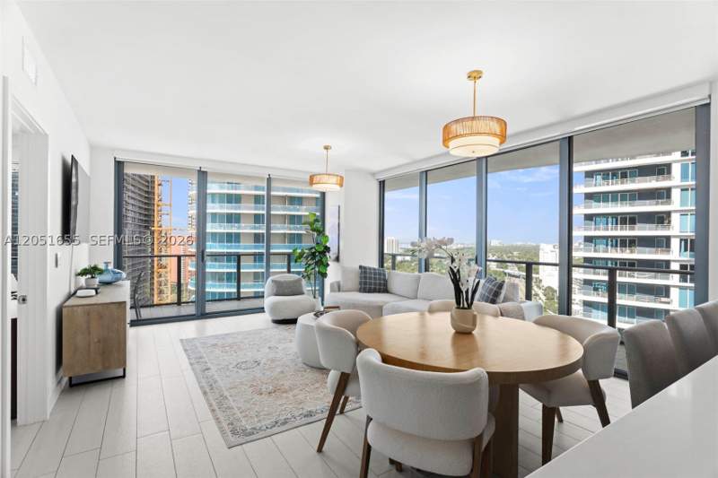 3 bedroom Condominium at 1300 S Miami Ave 2206, 1300 S Miami Avenue Condo, Miami — photo 4