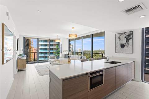 1300 S Miami Ave 2206, Miami FL - photo 7 of 30