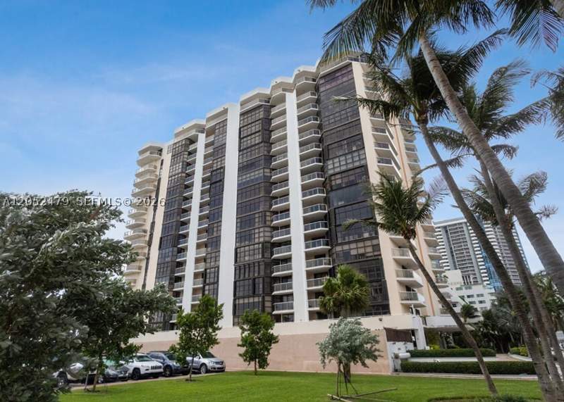 2 bedroom Condominium at 6423 Collins Ave 809, Mar Del Plata Condo, Miami Beach — photo 2