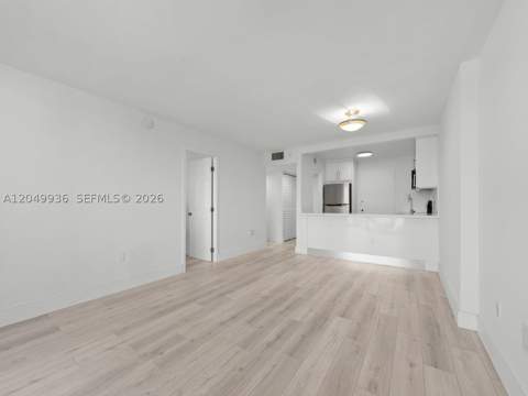 401 Ocean Dr 403, Miami Beach FL - photo 12 of 38
