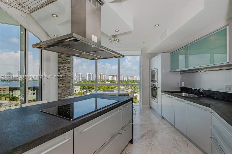 2 bedroom Condominium at 18201 Collins Ave 1101, Trump Royale Condo, Sunny Isles Beach — photo 3