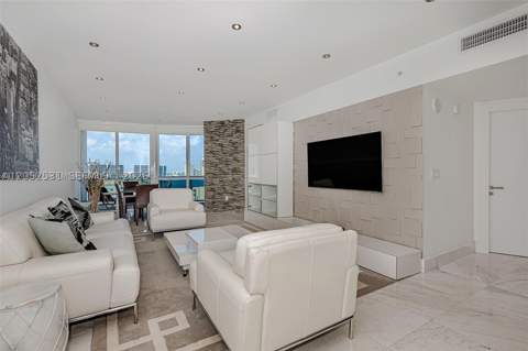 18201 Collins Ave 1101, Sunny Isles Beach FL - photo 6 of 11