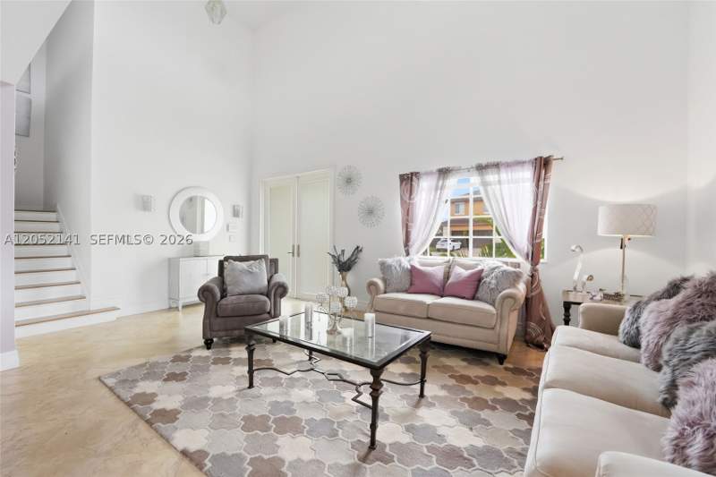 5 bedroom SingleFamilyResidence at 14202 SW 288th Ter, Biscayne Drive Estates, Homestead — photo 4