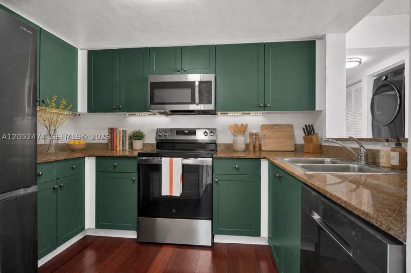 2 bedroom Condominium at 60 NW 37th Ave 608, Douglas Place Condo, Miami — photo 2