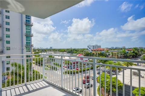 60 NW 37th Ave 608, Miami FL - photo 8 of 32
