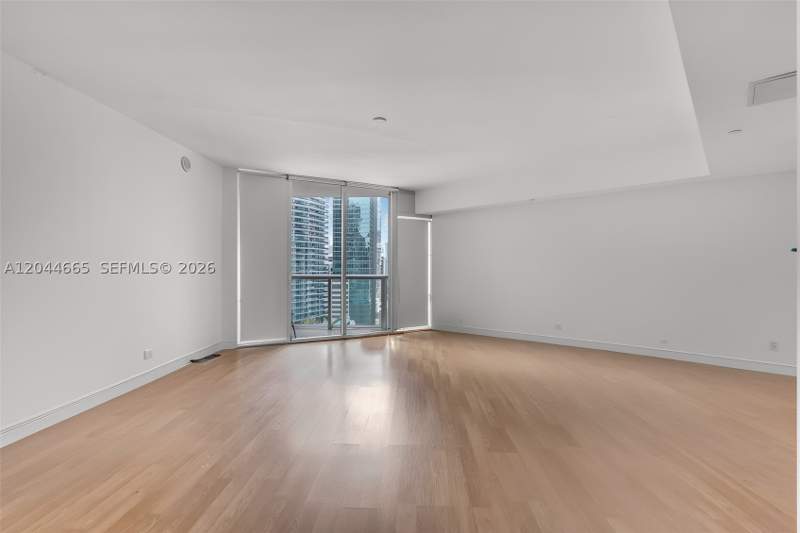 0 bedroom Condominium at 475 Brickell Ave 2508, Iconbrickell Condo No 1, Miami — photo 4