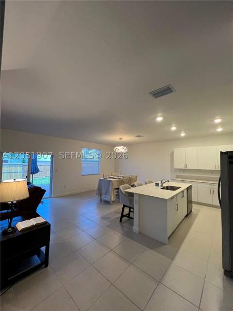 2523 SE 26th Ter, Homestead FL - photo 9 of 35