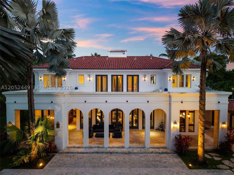6 bedroom SingleFamilyResidence at 6201 Chapman Field Dr, Ridgeline Estates, Pinecrest — photo 3