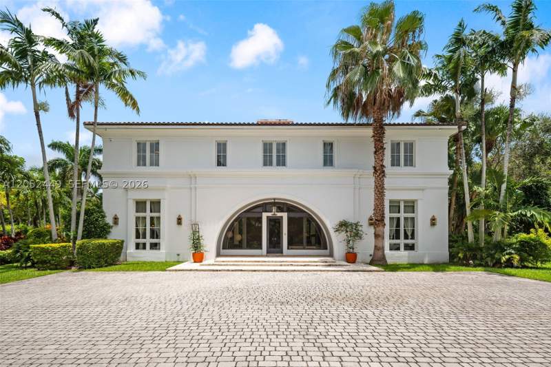 6 bedroom SingleFamilyResidence at 6201 Chapman Field Dr, Ridgeline Estates, Pinecrest — photo 5