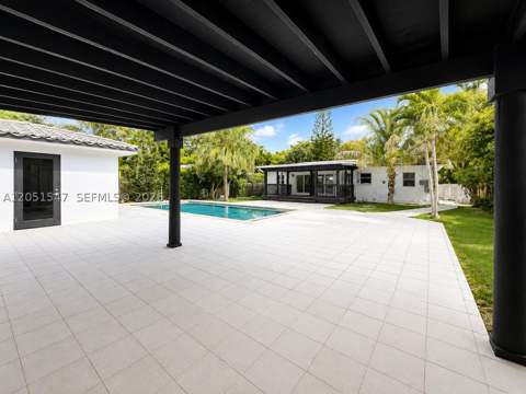 859 NE 115th St, Biscayne Park FL - photo 12 of 30