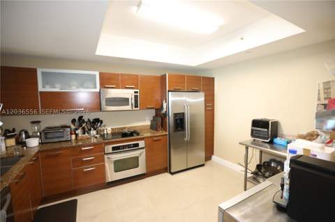 3330 NE 190th St 1312, Aventura FL - photo 10 of 51