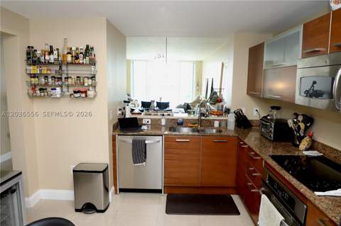 3330 NE 190th St 1312, Aventura FL - photo 9 of 51