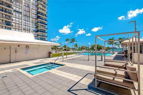 600 NE 36th St 2018, Miami FL - photo 6 of 83