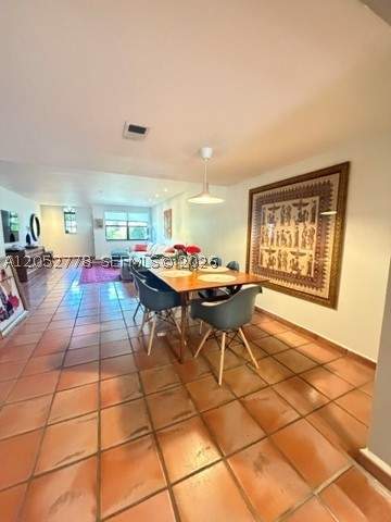 1507 NE 105th St, Miami Shores FL - photo 8 of 27