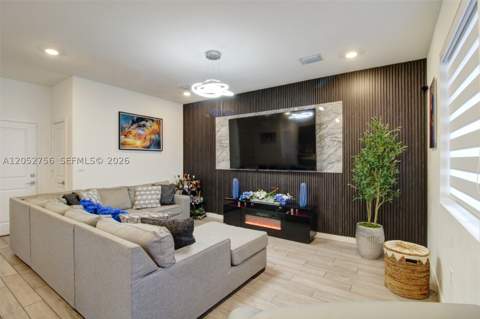 789 SE 16th Ct, Homestead FL - photo 11 of 28