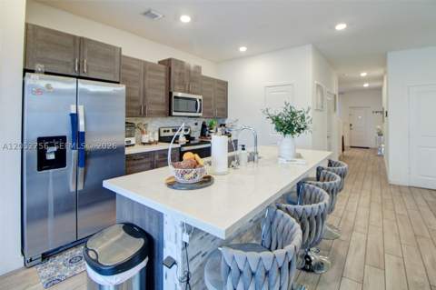 789 SE 16th Ct, Homestead FL - photo 8 of 28
