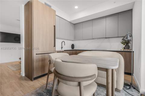 580 72nd St 1005, Miami Beach FL - photo 6 of 36