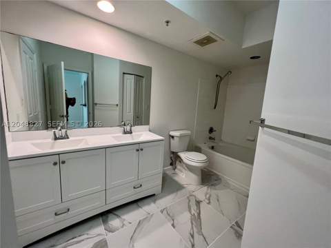 9172 Collins Ave 214, Surfside FL - photo 18 of 35