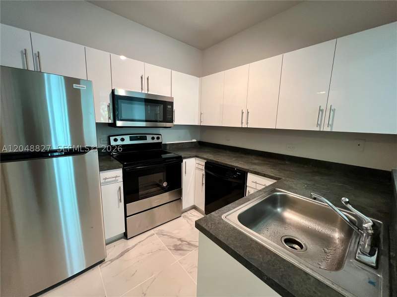 1 bedroom Condominium at 9172 Collins Ave 214, The Waverly At Surfside B, Surfside — photo 3