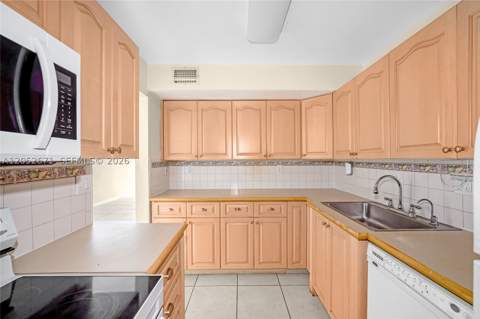 6861 SW 147th Ave 3G, Miami FL - photo 13 of 34
