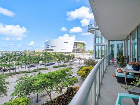 888 Biscayne Blvd 309, Miami FL - photo 17 of 44