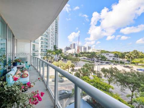 888 Biscayne Blvd 309, Miami FL - photo 20 of 44