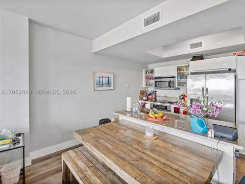 888 Biscayne Blvd 309, Miami FL - photo 7 of 44