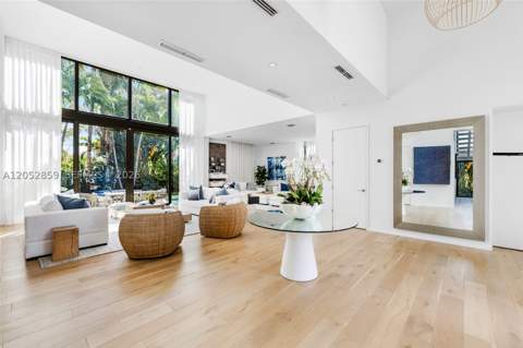 4515 N Michigan Ave, Miami Beach FL - photo 19 of 95