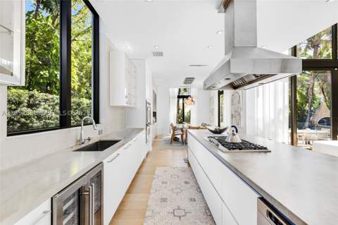 4515 N Michigan Ave, Miami Beach FL - photo 23 of 95