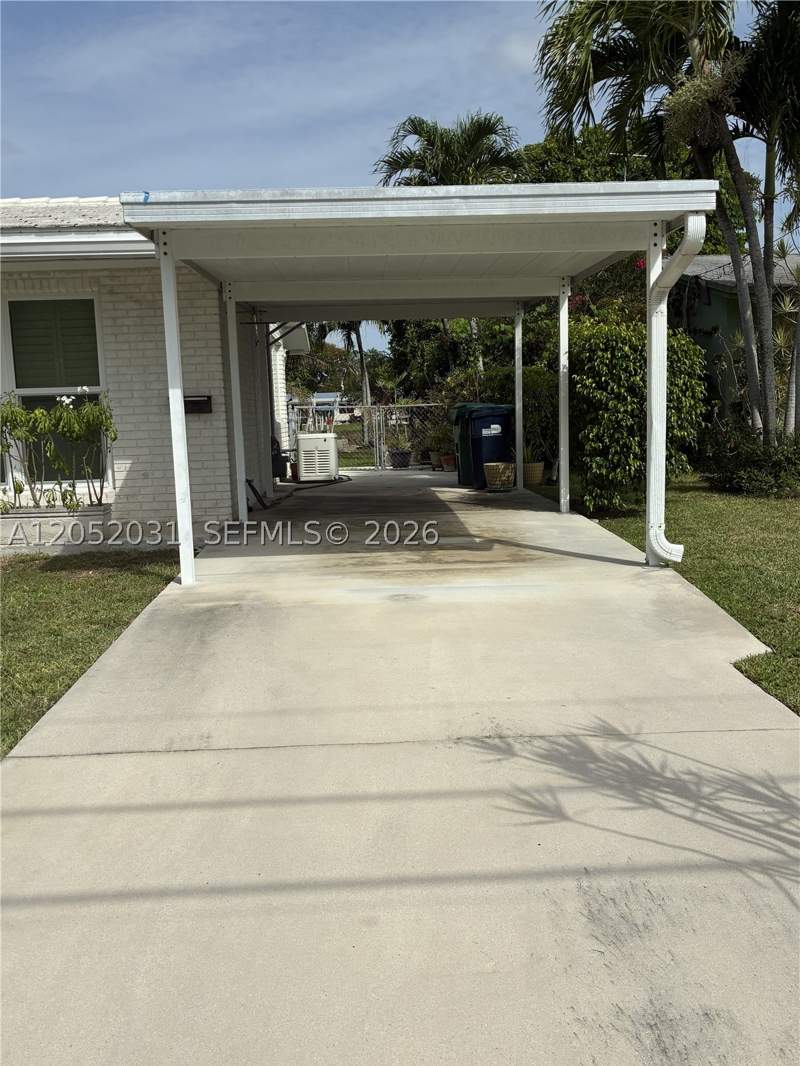 3 bedroom SingleFamilyResidence at 19120 Bel Aire Dr, Bel Aire Sec 3, Cutler Bay — photo 2