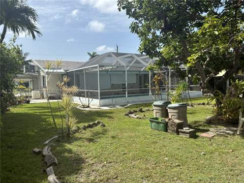 19120 Bel Aire Dr, Cutler Bay FL - photo 7 of 25