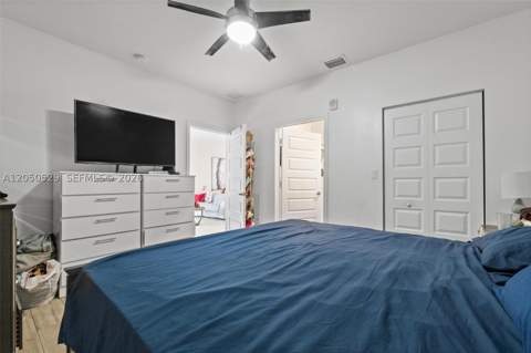 7809 NW 104th Ave 1, Doral FL - photo 17 of 33