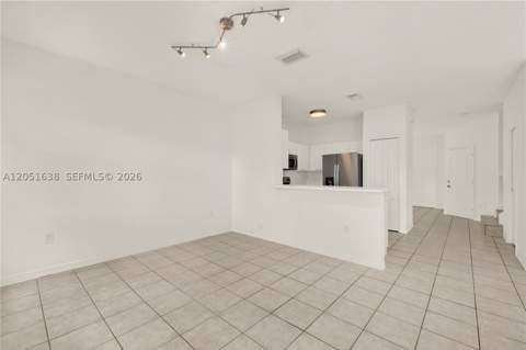 11416 NW 43rd Ter, Doral FL - photo 15 of 45