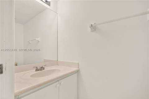 11416 NW 43rd Ter, Doral FL - photo 20 of 45