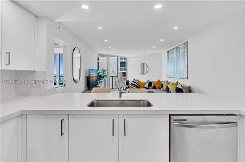 17375 Collins Ave 1703, Sunny Isles Beach FL - photo 14 of 48