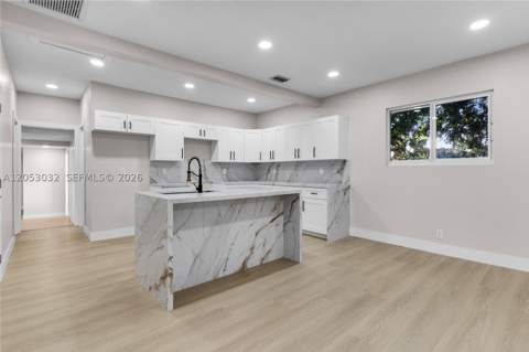 559 NW 2nd St, Florida City FL - photo 15 of 34