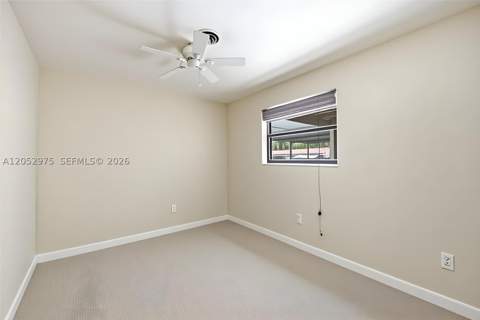 225 NW 15th St, Homestead FL - photo 17 of 40