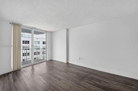 1228 West Ave 1405, Miami Beach FL - photo 18 of 37