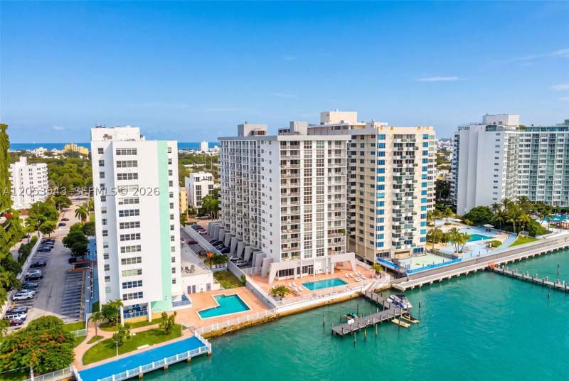 1 bedroom Condominium at 1228 West Ave 1405, Bayview Terr Condo, Miami Beach — photo 2